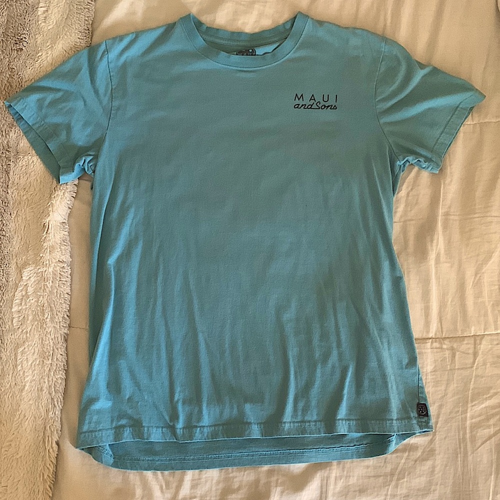 Maui & Sons T-shirt